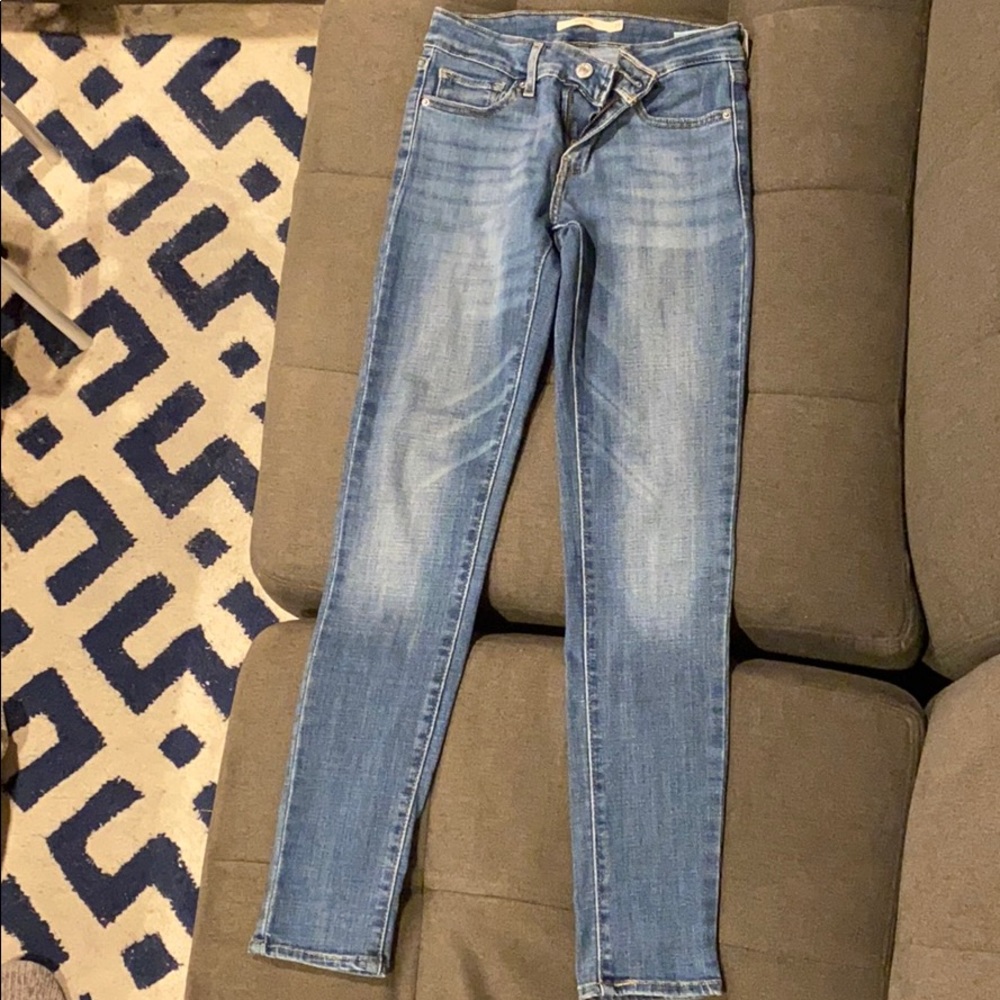 Levi’s 711 Skinny Jeans